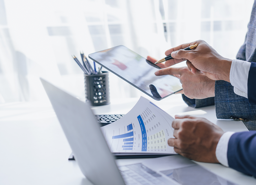 Finance & Insurance